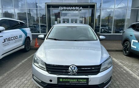 Volkswagen Passat B7, 2011 год, 695 000 рублей, 2 фотография