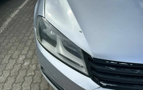 Volkswagen Passat B7, 2011 год, 695 000 рублей, 4 фотография