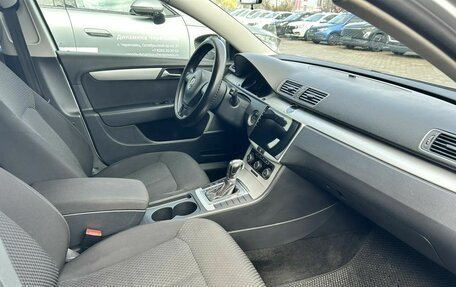 Volkswagen Passat B7, 2011 год, 695 000 рублей, 13 фотография