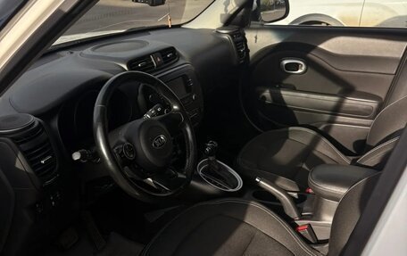 KIA Soul II рестайлинг, 2018 год, 1 550 000 рублей, 5 фотография