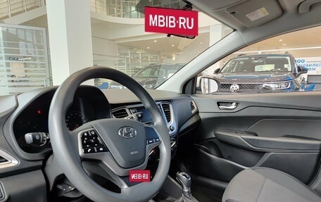 Hyundai Solaris II рестайлинг, 2021 год, 1 699 000 рублей, 20 фотография
