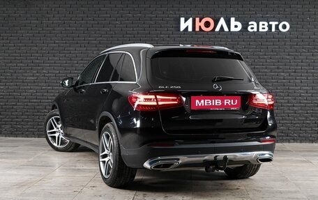 Mercedes-Benz GLC, 2017 год, 3 050 000 рублей, 6 фотография