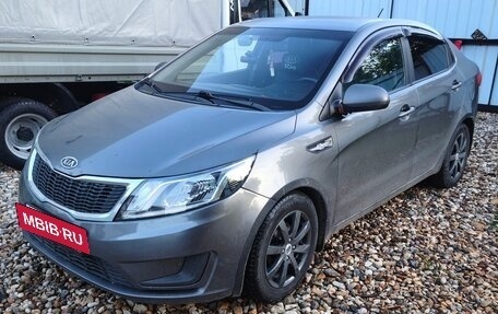 KIA Rio III рестайлинг, 2012 год, 800 000 рублей, 5 фотография