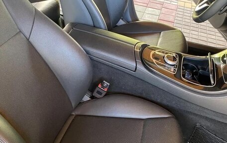 Mercedes-Benz E-Класс, 2019 год, 2 300 000 рублей, 6 фотография