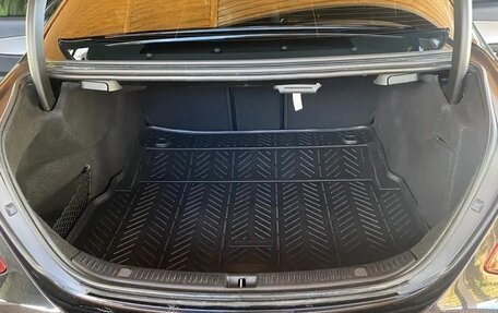 Mercedes-Benz E-Класс, 2019 год, 2 300 000 рублей, 11 фотография