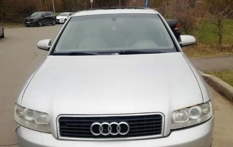 Audi A4, 2002 год, 470 000 рублей, 5 фотография