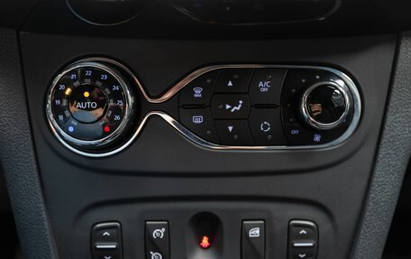 Renault Sandero II рестайлинг, 2016 год, 1 067 000 рублей, 16 фотография