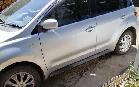 Toyota Ist II, 2002 год, 700 000 рублей, 3 фотография
