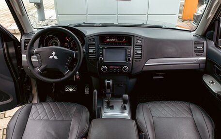 Mitsubishi Pajero IV, 2014 год, 1 995 000 рублей, 16 фотография