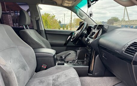 Toyota Land Cruiser Prado 150 рестайлинг 2, 2013 год, 3 100 000 рублей, 18 фотография