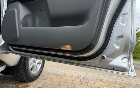 Toyota Land Cruiser Prado 150 рестайлинг 2, 2013 год, 3 100 000 рублей, 16 фотография
