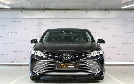 Toyota Camry, 2019 год, 2 690 000 рублей, 2 фотография