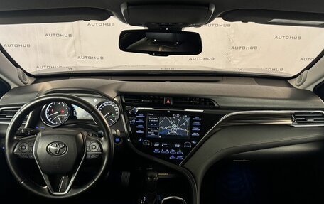 Toyota Camry, 2019 год, 2 690 000 рублей, 30 фотография