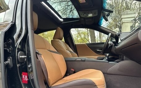 Lexus ES VII, 2019 год, 3 690 000 рублей, 9 фотография