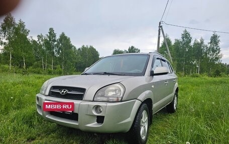 Hyundai Tucson III, 2004 год, 550 000 рублей, 2 фотография