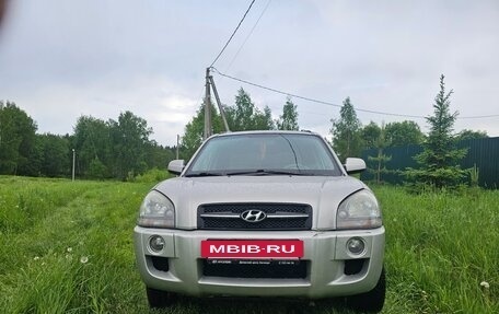 Hyundai Tucson III, 2004 год, 550 000 рублей, 3 фотография