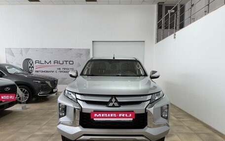 Mitsubishi L200 IV рестайлинг, 2020 год, 2 900 000 рублей, 3 фотография