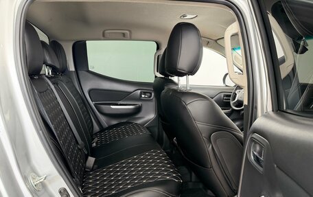 Mitsubishi L200 IV рестайлинг, 2020 год, 2 900 000 рублей, 15 фотография