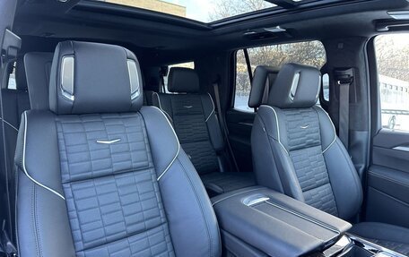 Cadillac Escalade V, 2025 год, 20 950 000 рублей, 21 фотография