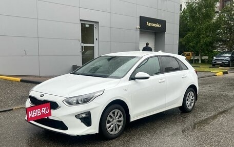 KIA cee'd III, 2019 год, 1 599 000 рублей, 2 фотография