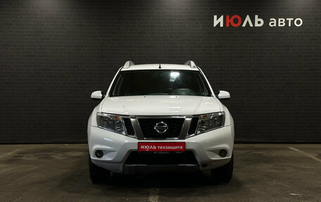 Nissan Terrano III, 2015 год, 990 000 рублей, 2 фотография