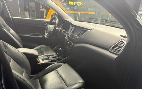 Hyundai Tucson III, 2018 год, 1 800 000 рублей, 10 фотография