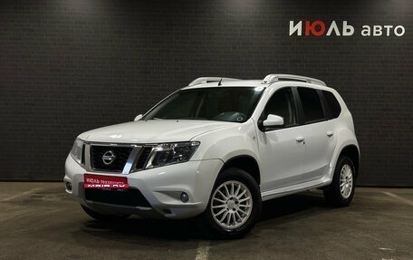 Nissan Terrano III, 2015 год, 990 000 рублей, 1 фотография