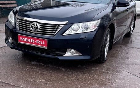 Toyota Camry, 2012 год, 1 850 000 рублей, 1 фотография