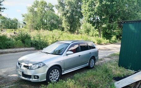 Nissan Wingroad III, 2001 год, 320 000 рублей, 3 фотография