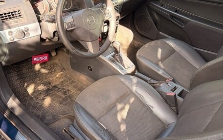 Opel Astra H, 2006 год, 260 000 рублей, 1 фотография