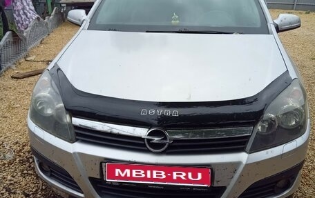 Opel Astra H, 2006 год, 500 000 рублей, 1 фотография