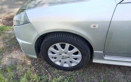 Nissan Wingroad III, 2001 год, 320 000 рублей, 27 фотография