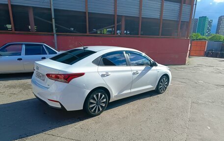 Hyundai Solaris II рестайлинг, 2019 год, 1 450 000 рублей, 4 фотография