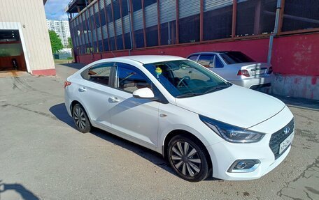 Hyundai Solaris II рестайлинг, 2019 год, 1 450 000 рублей, 5 фотография