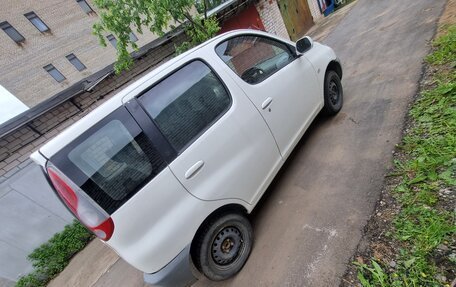 Toyota FunCargo, 2000 год, 300 000 рублей, 4 фотография