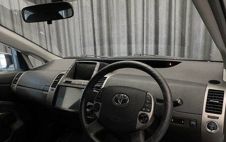 Toyota Prius, 2009 год, 899 000 рублей, 7 фотография