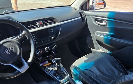 KIA Rio IV, 2018 год, 725 000 рублей, 11 фотография
