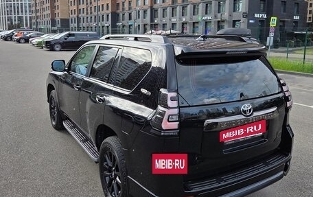 Toyota Land Cruiser Prado 150 рестайлинг 2, 2021 год, 6 100 000 рублей, 8 фотография