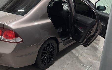 Honda Civic VIII, 2009 год, 900 000 рублей, 3 фотография