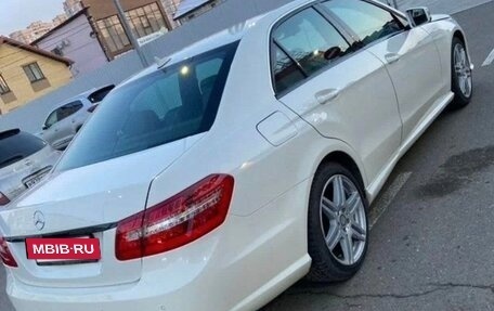 Mercedes-Benz E-Класс, 2010 год, 1 580 000 рублей, 5 фотография