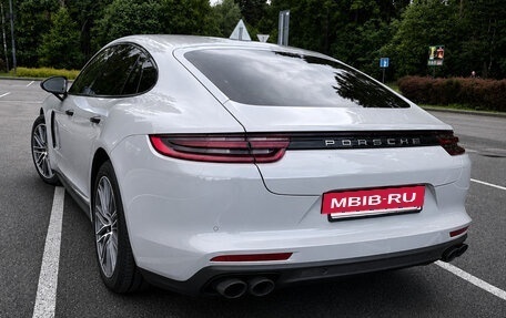 Porsche Panamera II рестайлинг, 2018 год, 5 500 000 рублей, 2 фотография