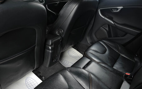 Volvo V40 II рестайлинг, 2014 год, 1 099 000 рублей, 9 фотография