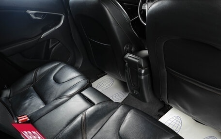 Volvo V40 II рестайлинг, 2014 год, 1 099 000 рублей, 10 фотография