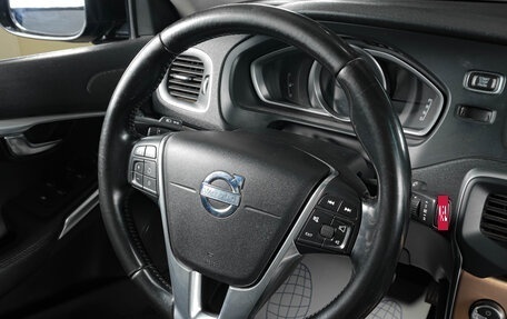 Volvo V40 II рестайлинг, 2014 год, 1 099 000 рублей, 12 фотография