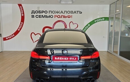 BMW 5 серия, 2018 год, 4 300 000 рублей, 6 фотография