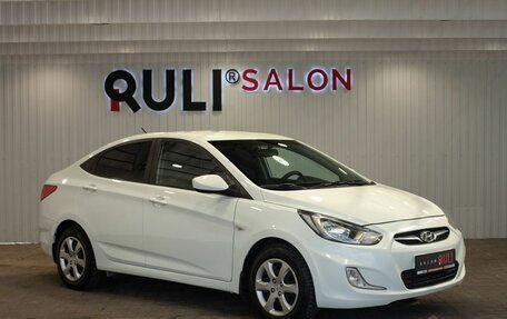 Hyundai Solaris II рестайлинг, 2012 год, 775 000 рублей, 3 фотография