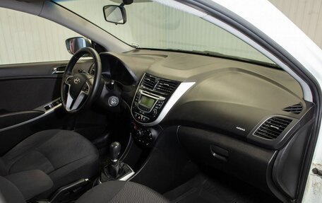 Hyundai Solaris II рестайлинг, 2012 год, 775 000 рублей, 18 фотография
