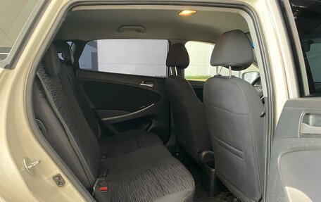 Hyundai Solaris II рестайлинг, 2015 год, 885 000 рублей, 15 фотография