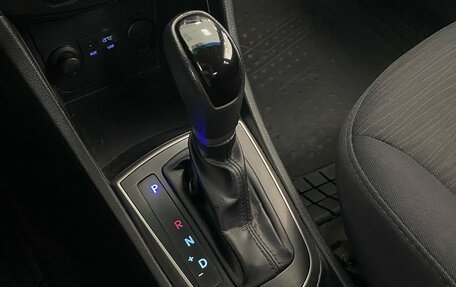 Hyundai Solaris II рестайлинг, 2015 год, 885 000 рублей, 20 фотография