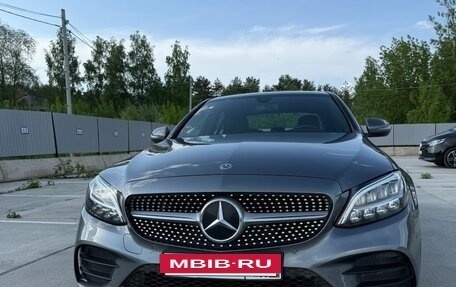 Mercedes-Benz C-Класс, 2019 год, 3 300 000 рублей, 5 фотография